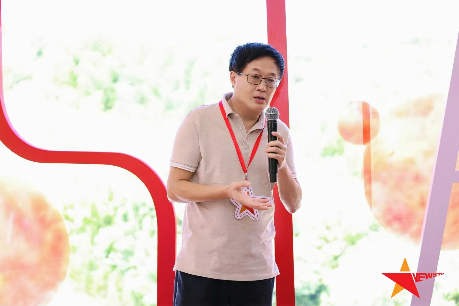 吕澎教授受邀参加第12届新星星艺术奖，2025.07.29