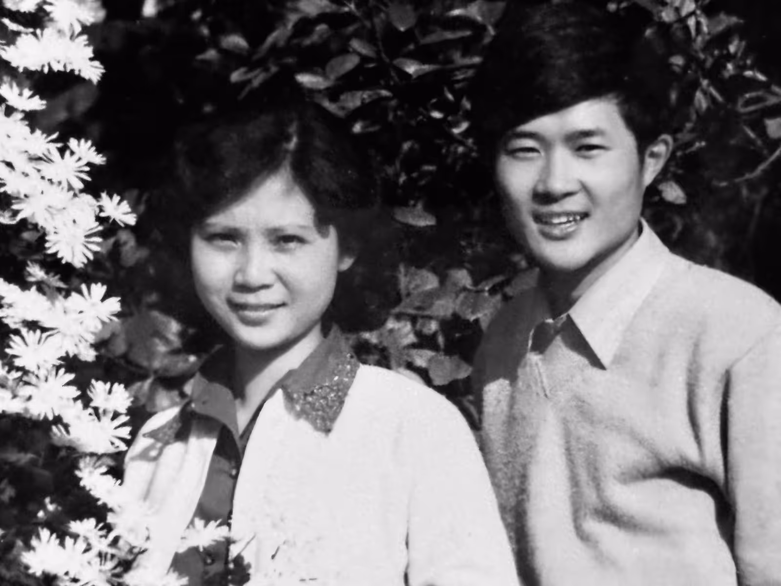 胡洁兰与吕澎，1982年