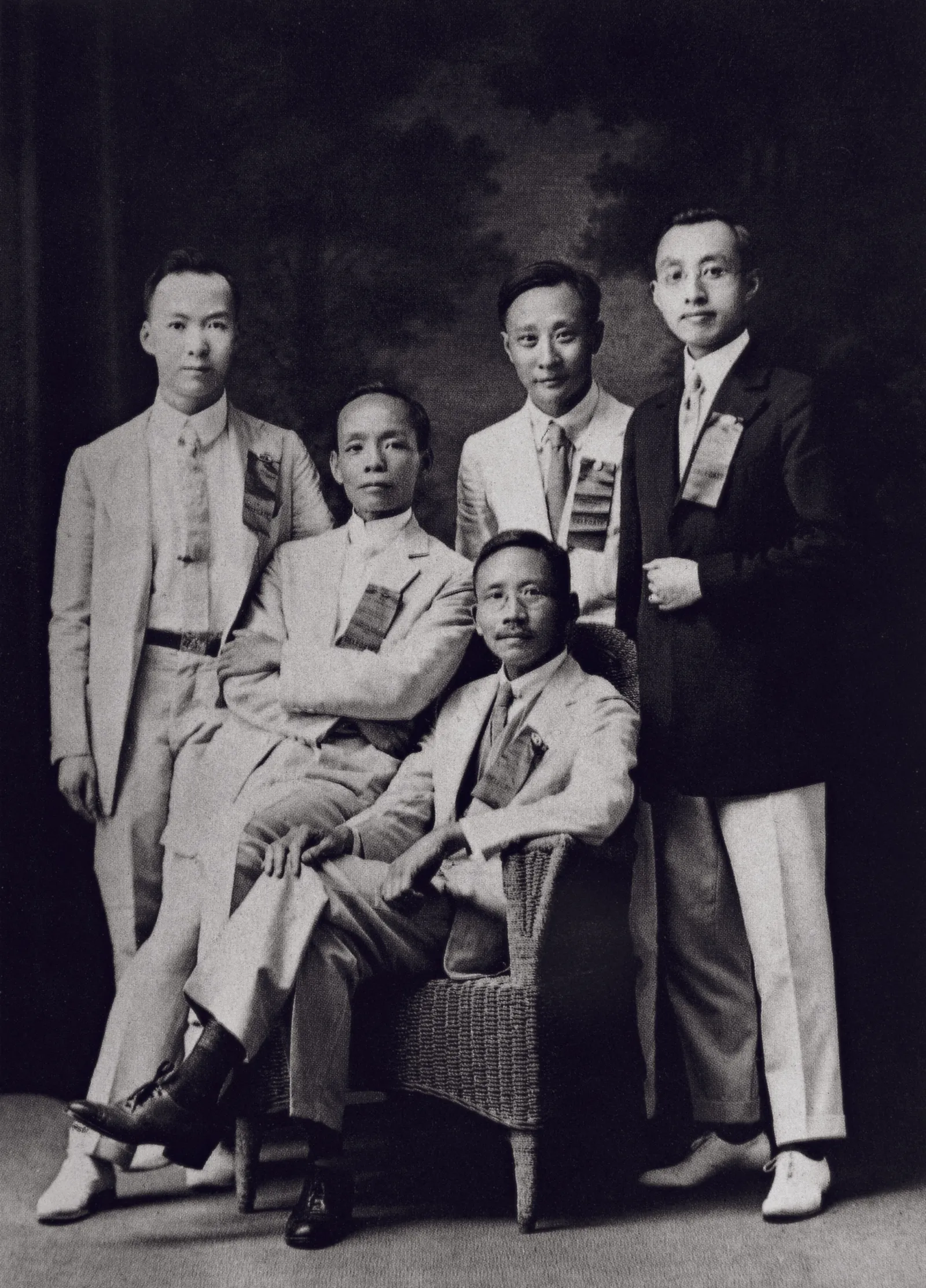 1921年,蔡元培(中)率领中国教育代表团出席第一届泛太平洋教育会议